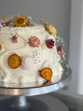 Cargar imagen en el visor de la galería, Dome Cake