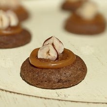 Cargar imagen en el visor de la galería, Mini Avellanas